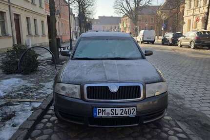 Skoda Superb 392.000 km 1.500 &euro; Beelitz 14547