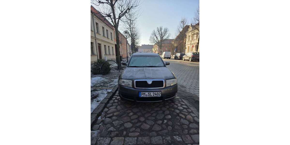 Skoda Superb 392.000 km 1.500 &euro; Beelitz 14547