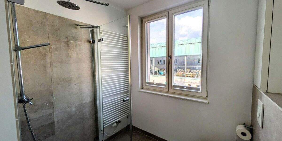 Etagenwohnung Potsdam Nördliche Innenstadt - 3 Zimmer, 129 m&sup2;, 2.200&euro; | Angebot:25760449