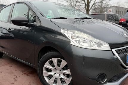 Peugeot 208 133.000 km 3.490 &euro; Bad Saarow 15526