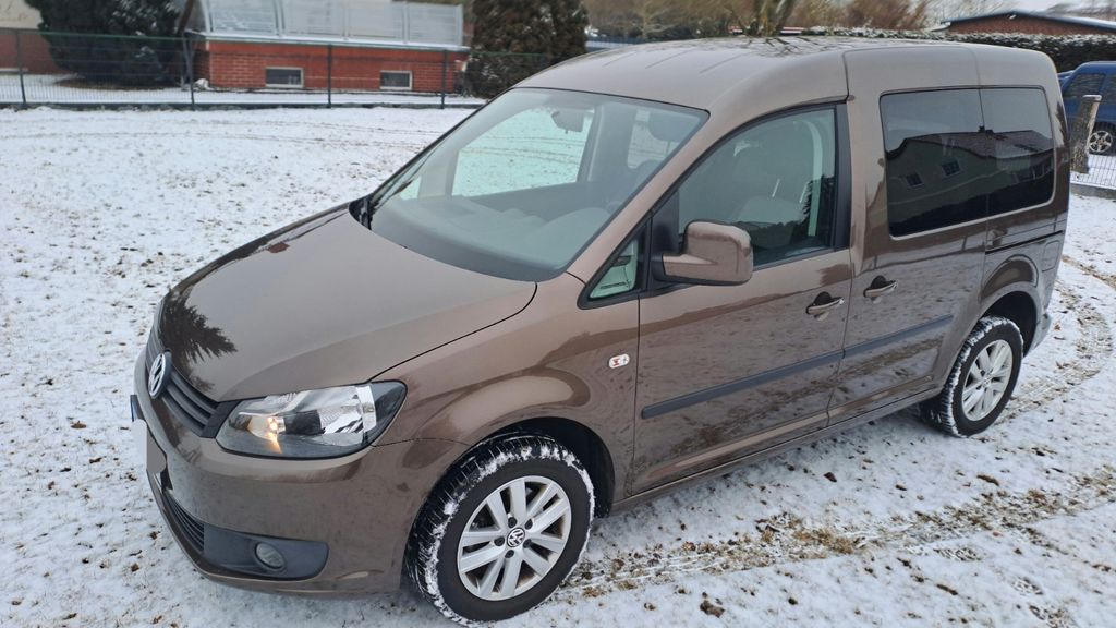 VW Caddy 228.200 km 7.900 &euro; Nauen 14641