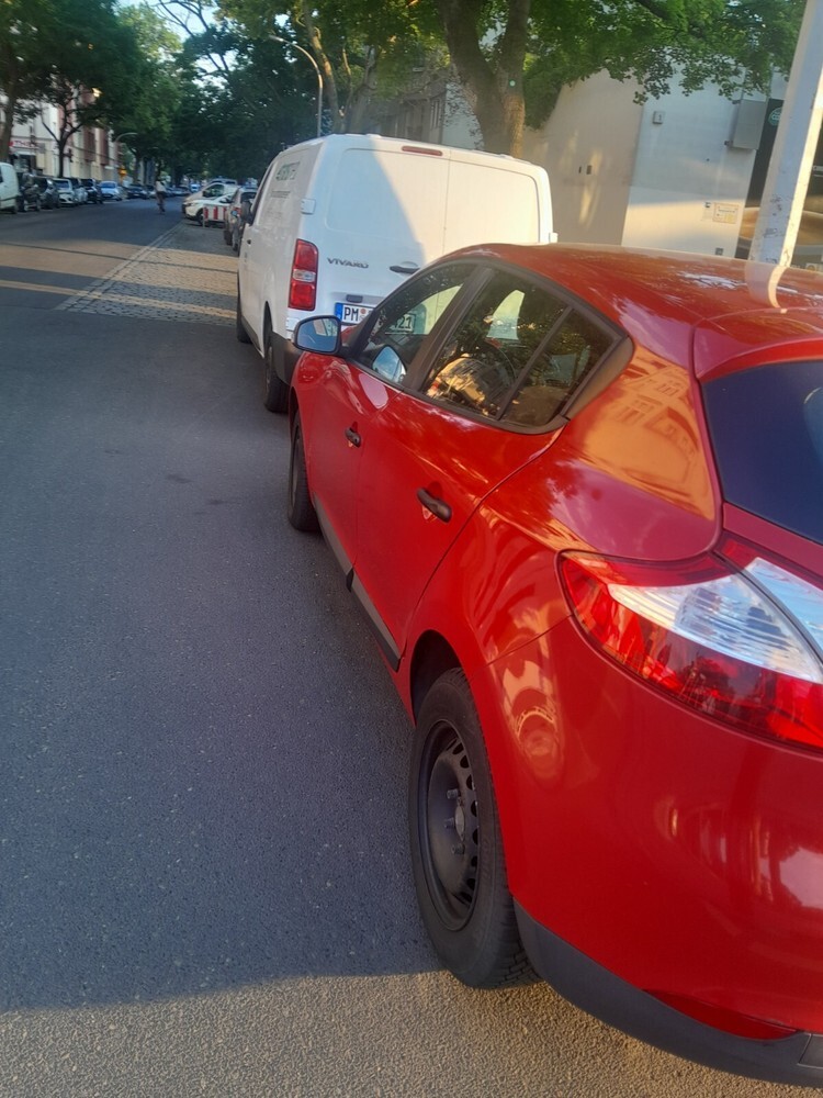 Renault Megane 54.500 km 4.950 € Berlin 10178