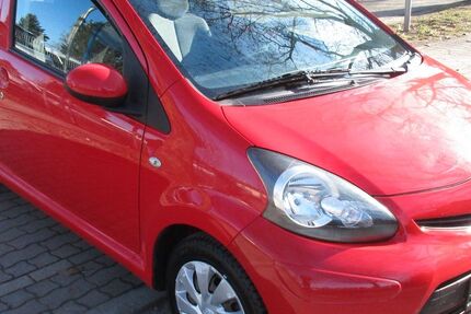 Toyota Aygo (X) 72.000 km 3.450 &euro; Berlin 12357