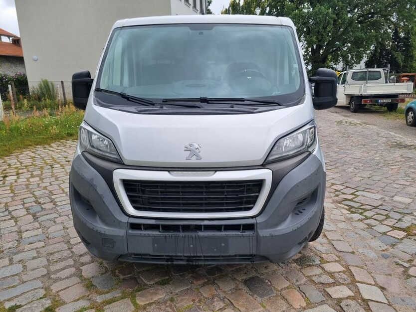 Peugeot Boxer 101.000 km 8.900 € Berlin 12526