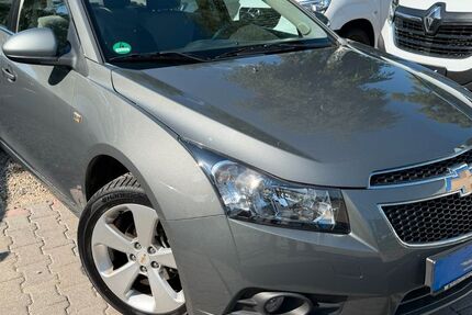 Chevrolet Cruze 79.837 km 5.990 &euro; Berlin 13089