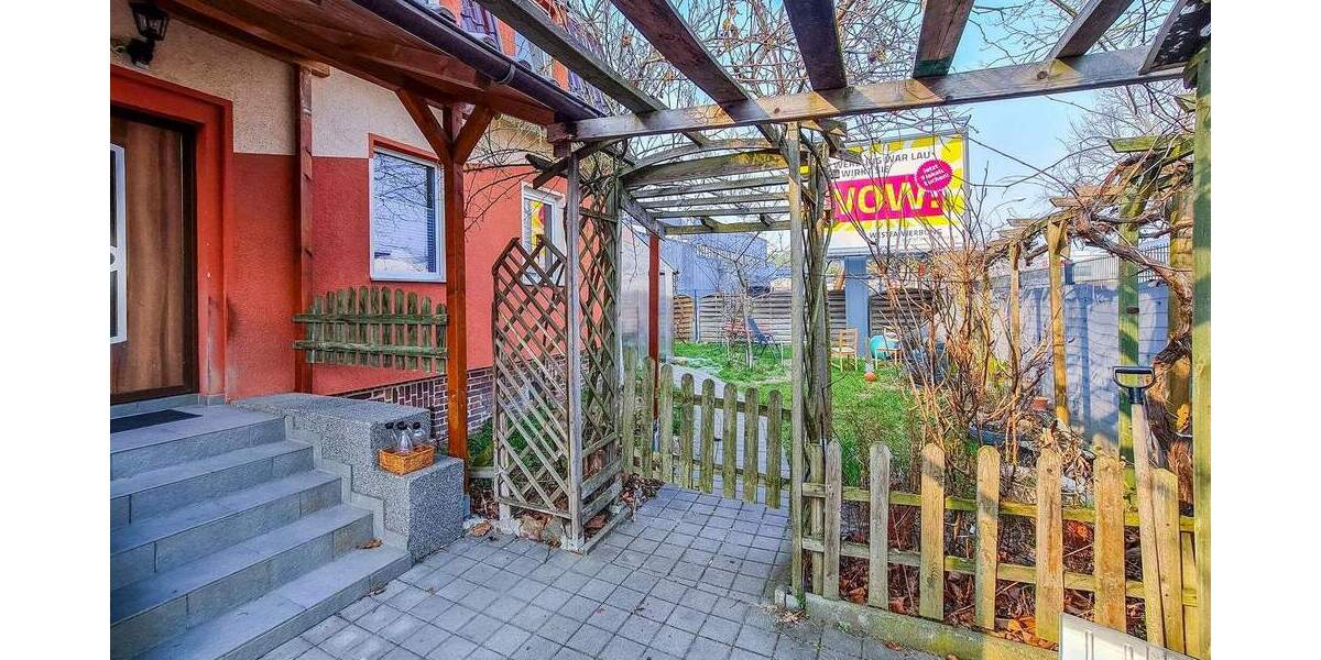 Mehrfamilienhaus, Wohnhaus Ludwigsfelde - 4 Zimmer, 650.000&euro; | Angebot:25700357