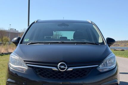 Opel Zafira 271.854 km 8.000 &euro; Berlin 12627