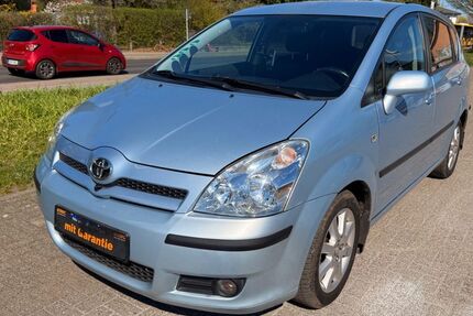Toyota Corolla Verso 165.000 km 4.500 &euro; Berlin 13158