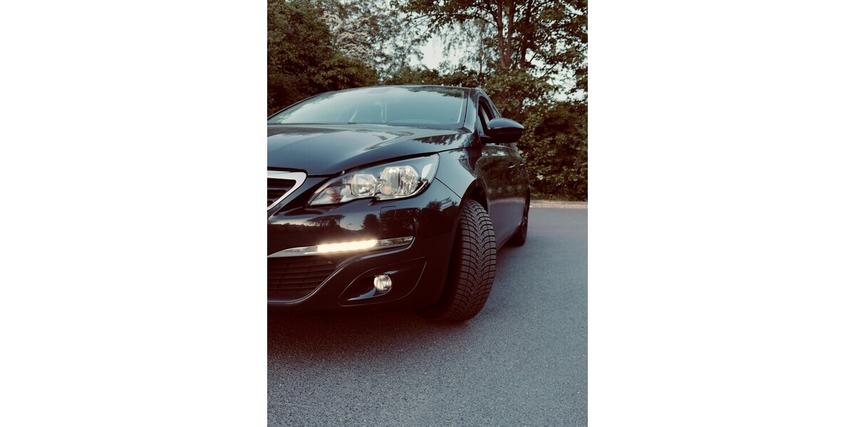 Peugeot 308 105.000 km 6.750 &euro; Berlin 10178