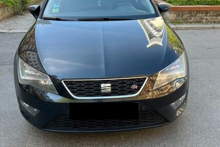 Seat Leon 131.600 km 7.550 &euro; Berlin 10785