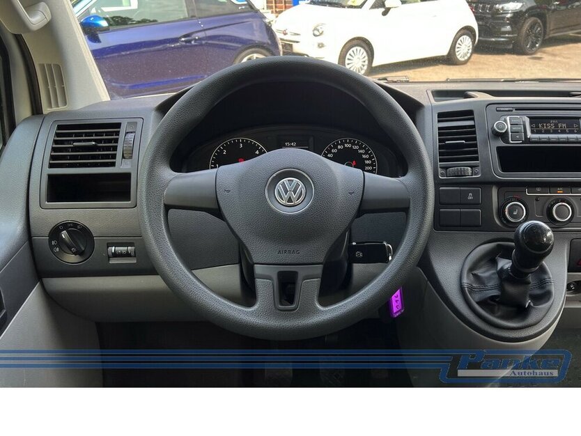 T5 Transporter Kombi 1. Hand 8 sitzer