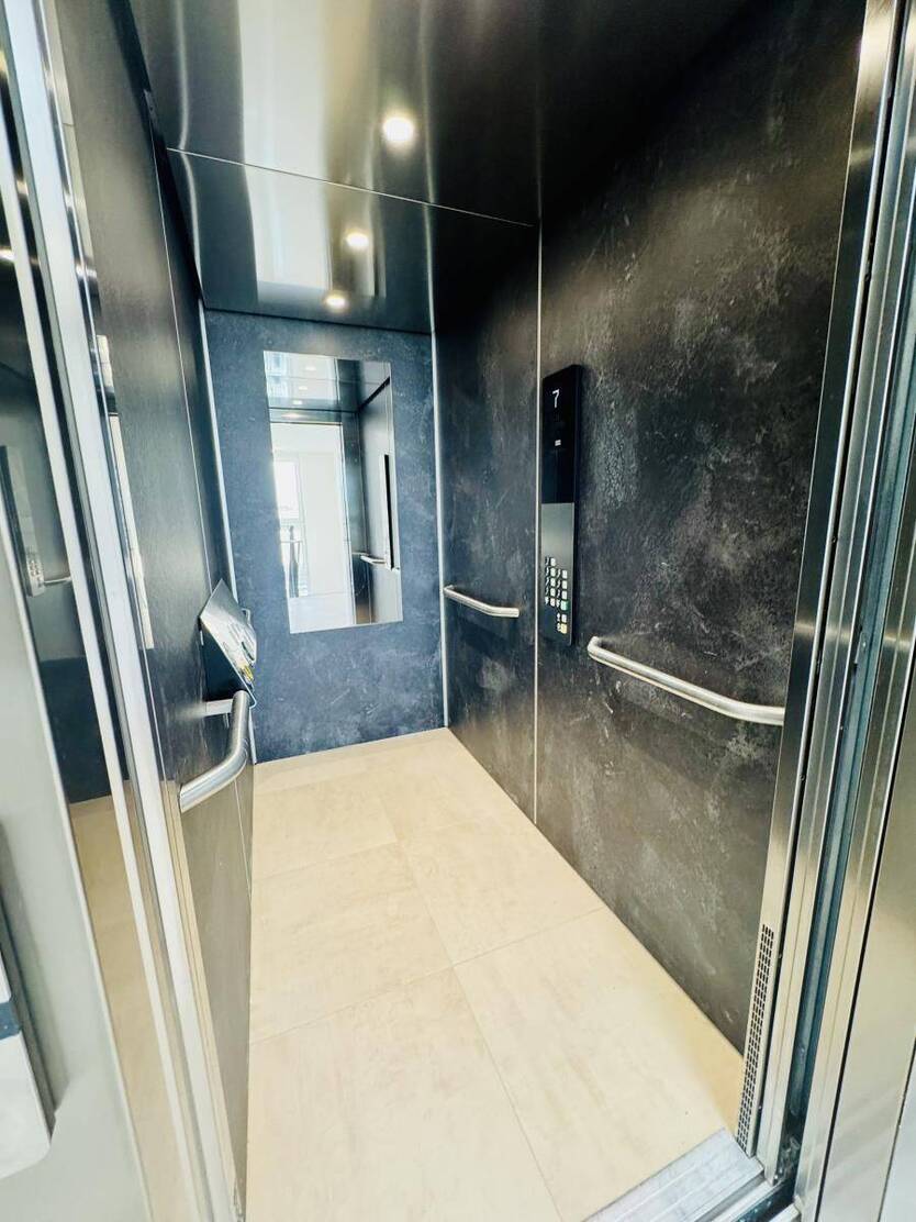 Helle NeubauWohnung mit modernem Komfort in Berlin-Schöneberg