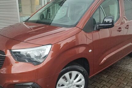 Opel Combo Life 7.988 km 23.750 € Brandenburg an der Havel 14772