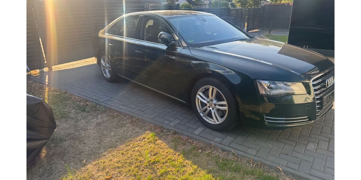Audi A8 255.271 km 11.900 &euro; Berlin 12355
