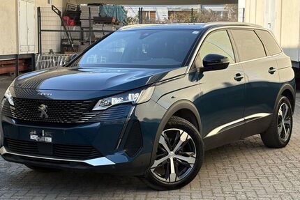 Peugeot 5008 125.000 km 18.999 &euro; Berlin 12057