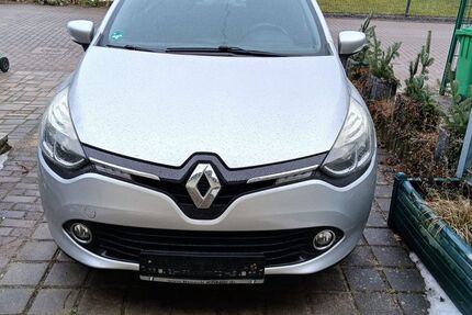 Renault Clio 111.000 km 5.650 &euro; BLANKENFELDE 15827