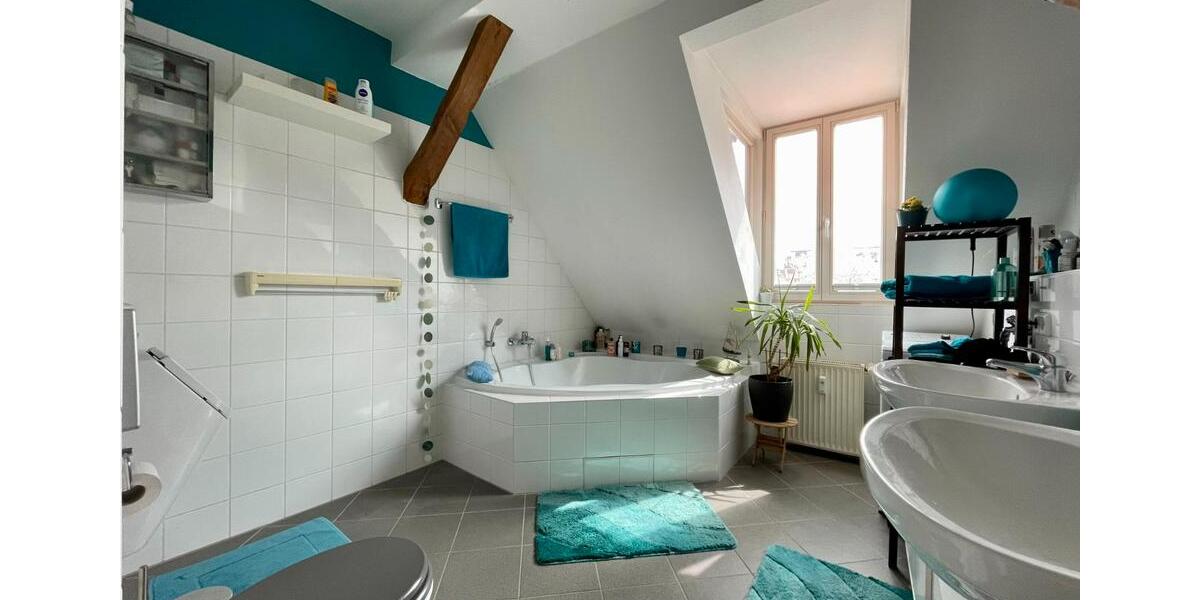 Dachgeschoßwohnung Potsdam Berliner Vorstadt - 3 Zimmer, 120 m&sup2;, 2.100&euro; | Angebot:26123683