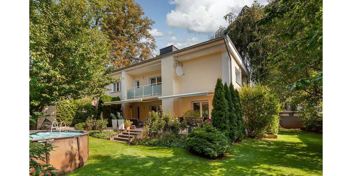 Einfamilienhaus Berlin Lankwitz - 8 Zimmer, 301 m&sup2;, 1.900.000&euro; | Angebot:23950695