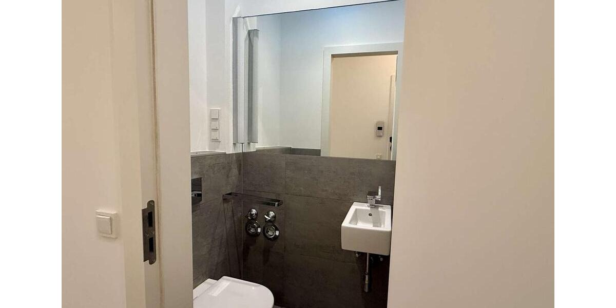 Etagenwohnung Berlin Mitte - 3 Zimmer, 75 m&sup2;, 1.908&euro; | Angebot:26421649