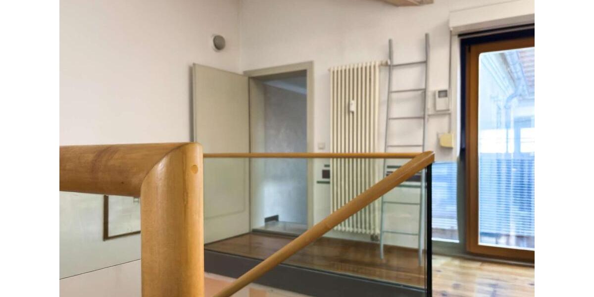 Hell und modern, Remise in der Innenstadt 2 zimmer