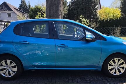 Peugeot 208 127.500 km 4.000 &euro; Berlin 12437