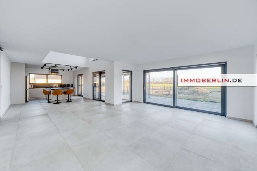 Einfamilienhaus Trebbin - 6 Zimmer, 221 m&sup2;, 785.000&euro; | Angebot:26250883