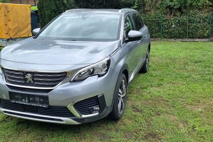 Peugeot 5008 49.036 km 15.350 &euro; Falkensee 14612