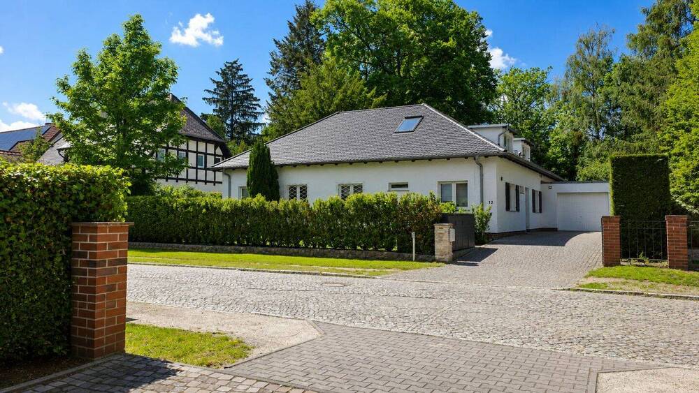 Einfamilienhaus Kleinmachnow - 9 Zimmer, 322 m&sup2;, 1.999.000&euro; | Angebot:26742027
