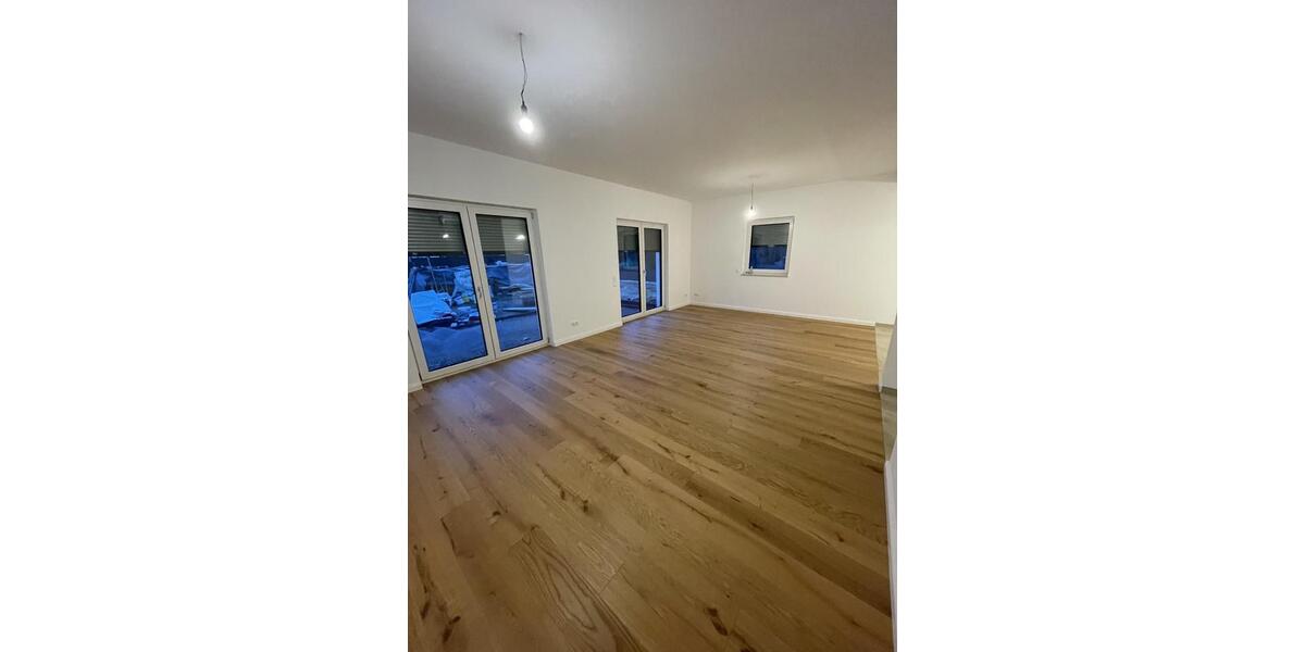 Doppelhaushälfte Ludwigsfelde - 4 Zimmer, 130 m&sup2;, 2.200&euro; | Angebot:26440075