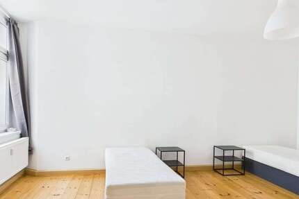 Wohnung Berlin Köpenick - 1 Zimmer, 93 m&sup2;, 310&euro; | Angebot:26700141