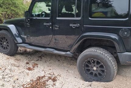 Jeep Wrangler 169.000 km 22.999 € berlin 10717