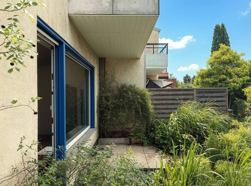 Familienidyll in Berlin-Lichtenrade: Reihenendhaus mit großem Garten & Sanierungspotenzial