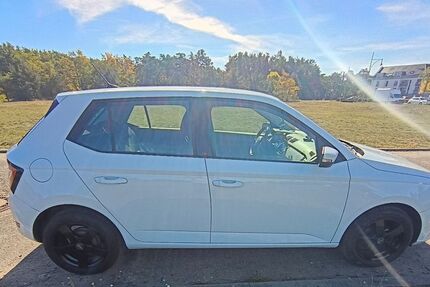 Skoda Fabia 48.726 km 11.100 &euro; Potsdam 14480