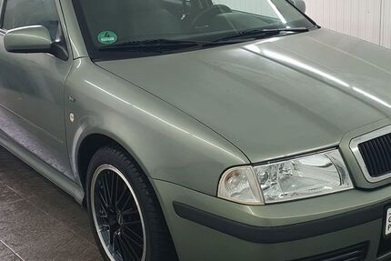 Skoda Octavia 144.800 km 2.990 &euro; Berlin 12681