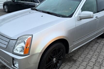Cadillac SRX 165.000 km 5.499 &euro; Berlin 12349