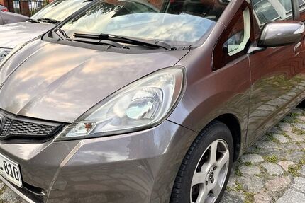 Honda Jazz 74.000 km 8.200 &euro; Falkensee 14612