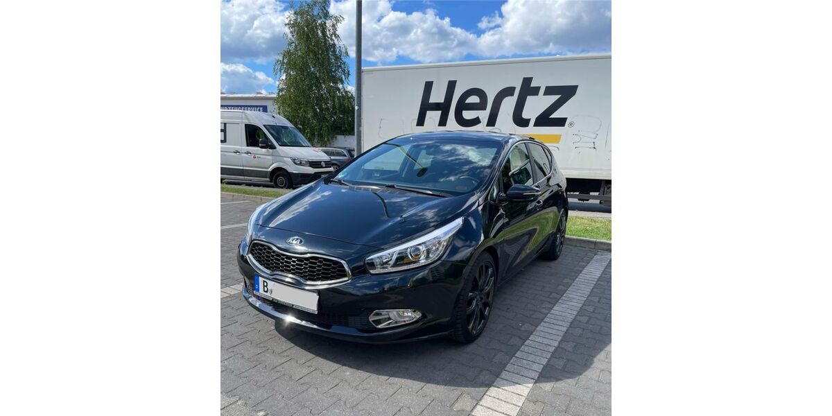 Kia ceed / Ceed 120.000 km 8.199 &euro; Berlin 12277