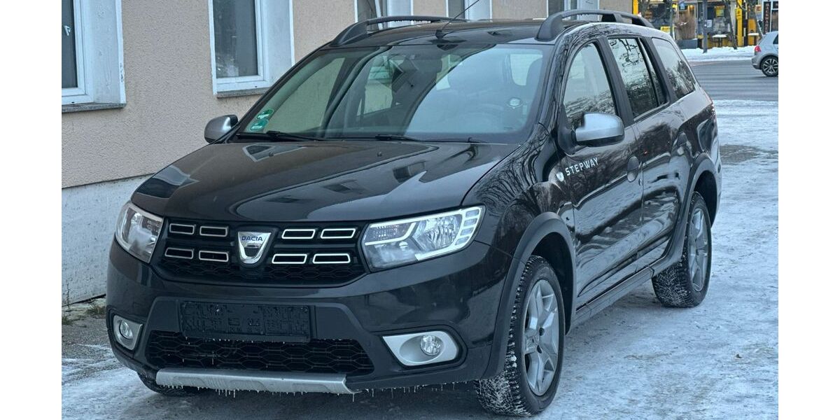 Dacia Logan 183.000 km 5.990 &euro; Berlin 12359