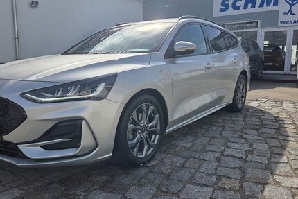 Ford Focus 46.507 km 18.999 &euro; Potsdam 14469