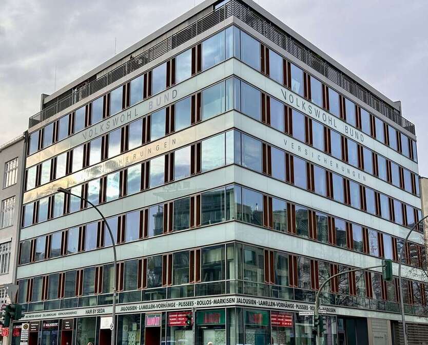 Büro in Berlin 6.648 € 277 m²