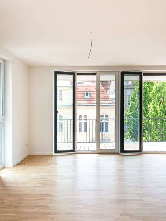 Wohnung zum Mieten in Berlin 1.738,22 € 92.8 m²