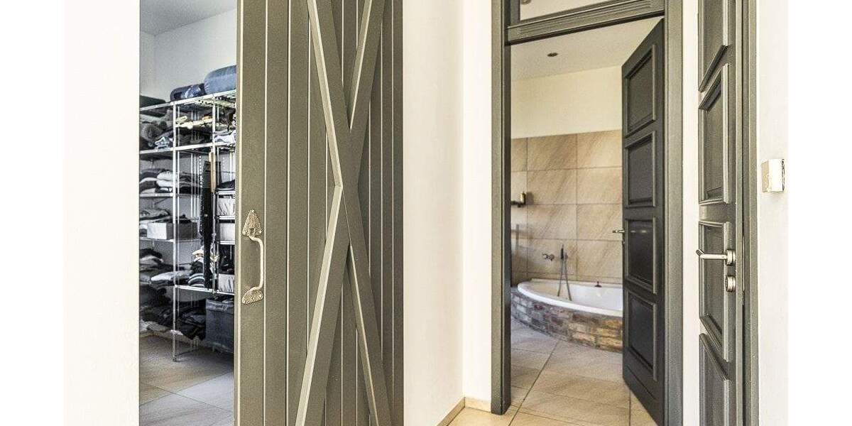 Mehrfamilienhaus, Wohnhaus Nauen Niebede - 7 Zimmer, 283 m&sup2;, 868.000&euro; | Angebot:25685861