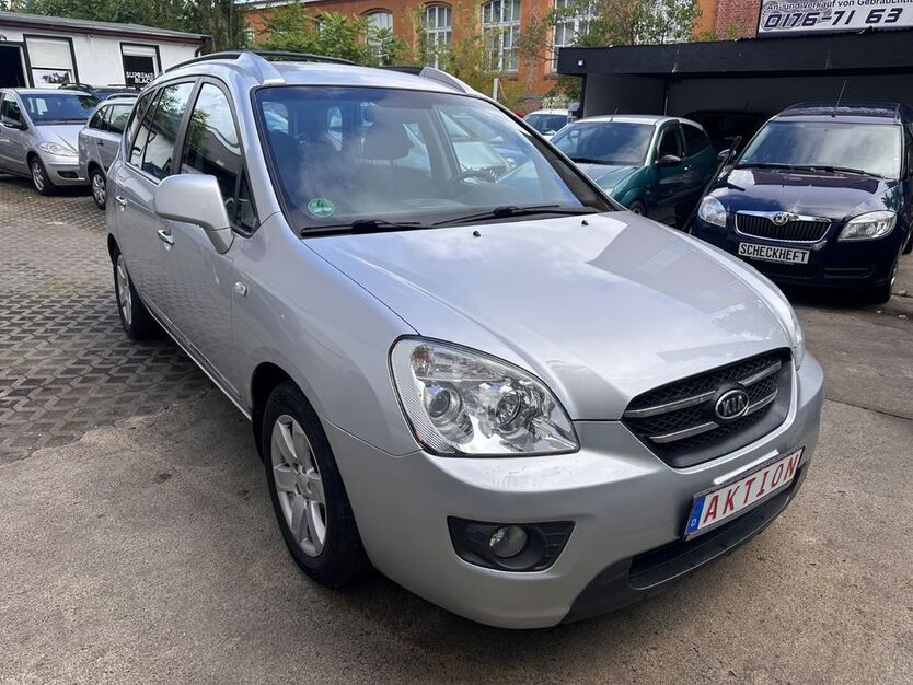 Kia Carens 230.000 km 2.390 € Berlin 13403