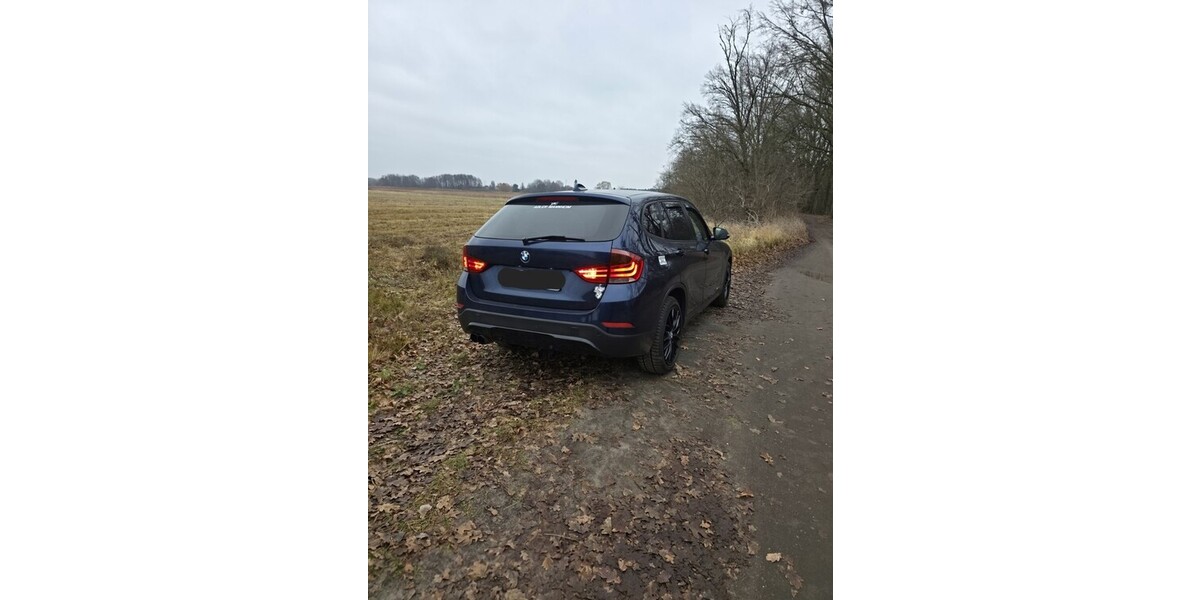 BMW X1 242.481 km 9.999 &euro; Berlin 10178