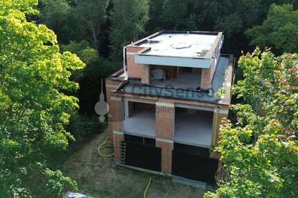 Haus Teltow - 11 Zimmer, 626 m&sup2;, 1.300.000&euro; | Angebot:26266256
