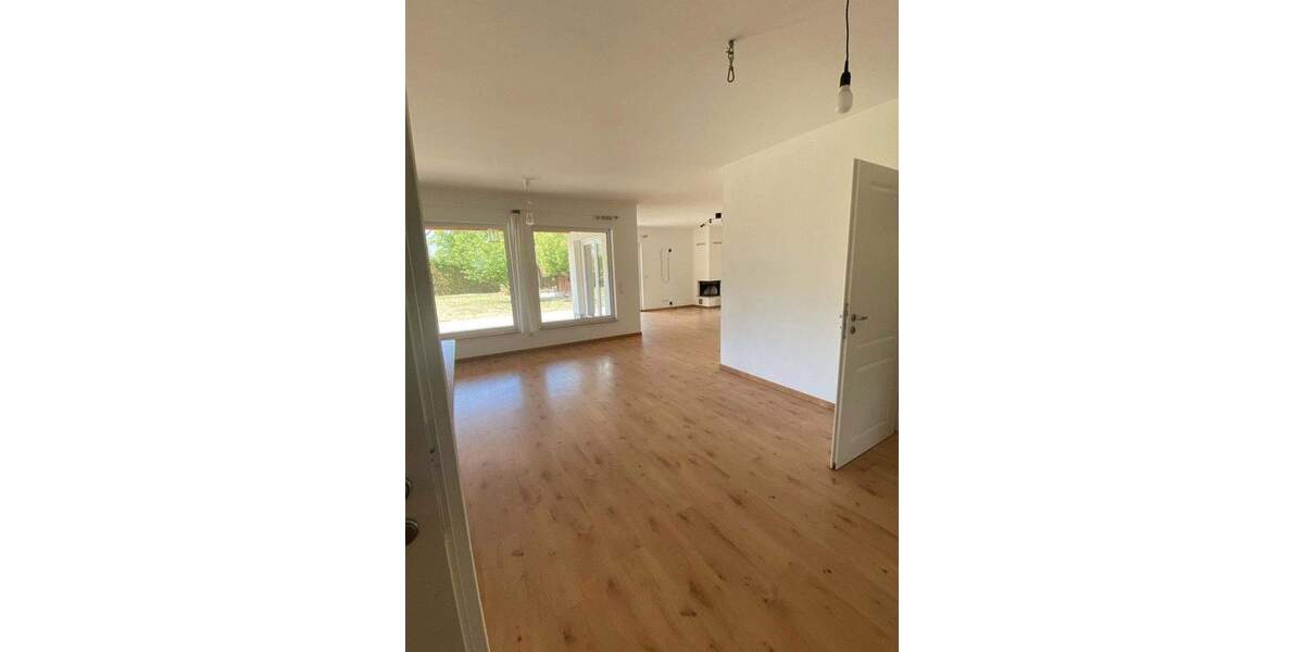 Bungalow Brieselang - 6 Zimmer, 186 m&sup2;, 865.000&euro; | Angebot:25657453