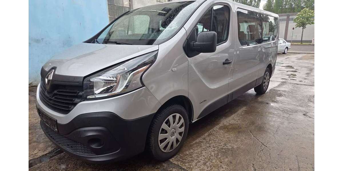 Renault Trafic 119.000 km 13.999 &euro; Berlin 13597