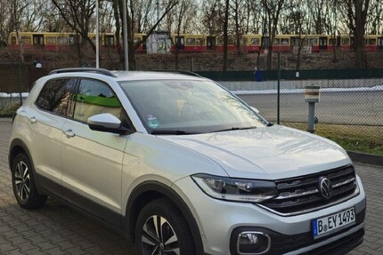 VW T-Cross 32.000 km 17.500 € Berlin 10178