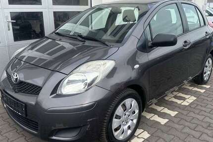 Toyota Yaris 117.000 km 4.490 &euro; Mahlow 15831
