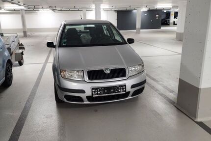 Skoda Fabia 103.000 km 1.900 &euro; Berlin 13587